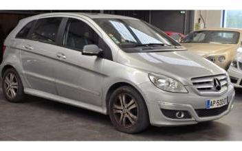 Mercedes Classe B 180 Saint-Laurent-du-Var