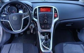 Opel astra Saint-Laurent-du-Var