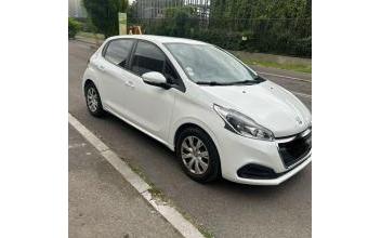 Peugeot 208 Montmorency