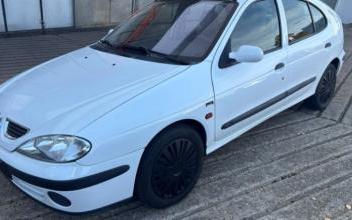 Renault Megane Wissous