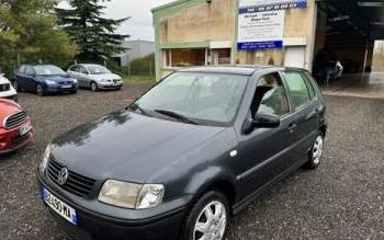 Volkswagen polo Villeneuve-la-Guyard