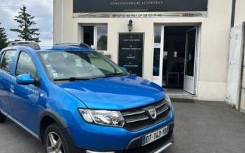 Dacia sandero Saint-Jean-de-la-Ruelle