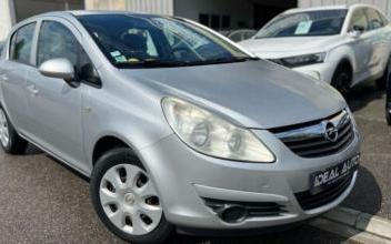 Opel Corsa Saint-Martin-d'Hères