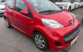 Peugeot 107 La-Courneuve