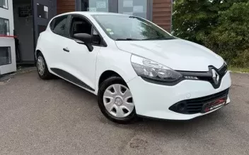 Renault Clio Sainte-Marie-aux-Chênes