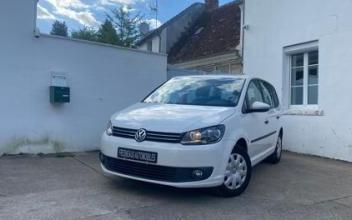 Volkswagen touran Fresneaux-Montchevreuil