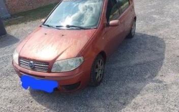 Fiat punto Nampcelles-la-Cour