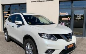 Nissan x trail Ampuis