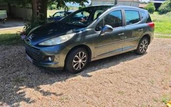 Peugeot 207 sw La-Fouillade