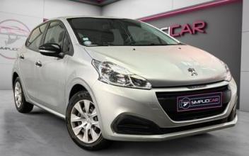 Peugeot 208 Saint-Jean-du-Cardonnay