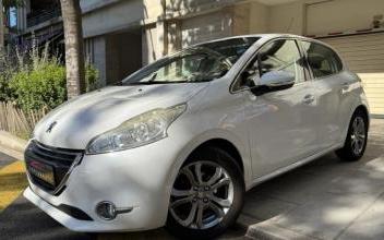 Peugeot 208 Nice