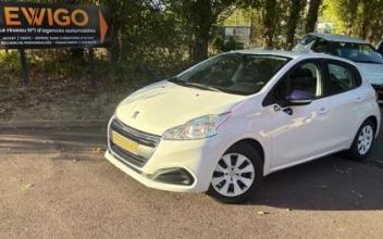 Peugeot 208 Saint-Jean-du-Cardonnay