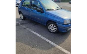 Renault clio Juilly