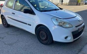 Renault clio Montreuil