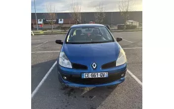 Renault Clio Montereau-Fault-Yonne