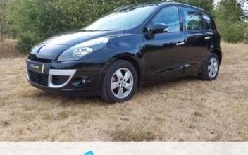 Renault scenic iii Saint-Marcel-Bel-Accueil