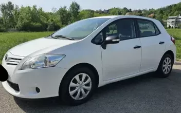 Toyota Auris Paris
