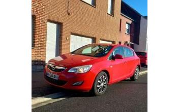Opel astra Saint-Saulve