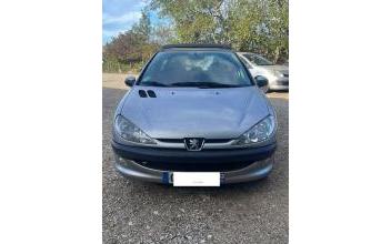 Peugeot 206 Saint-Laurent-d'Arce