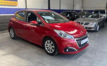 Peugeot 208 La-Courneuve