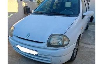 Renault clio ii Le-Boulou