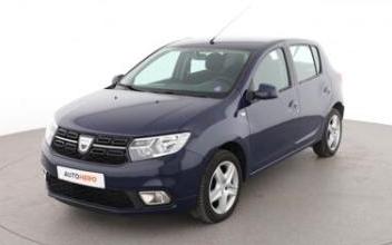 Dacia sandero Issy-les-Moulineaux