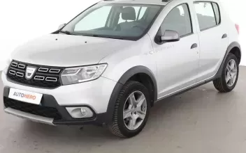 Dacia Sandero Issy-les-Moulineaux