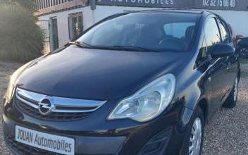 Opel Corsa Les-Trois-Pierres