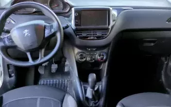 Peugeot 208 Montrouge