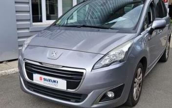 Peugeot 5008 Delle