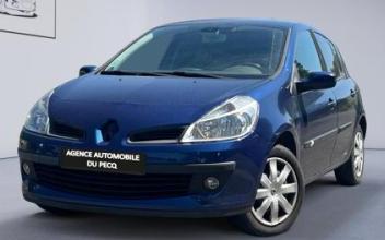 Renault clio iii Le-Pecq