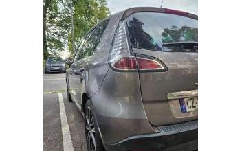 Renault grand scenic iii Les-Mureaux