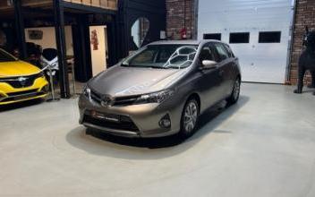 Toyota Auris Saint-Ouen-l'Aumône