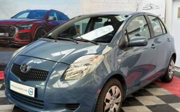 Toyota yaris Noisy-le-Sec