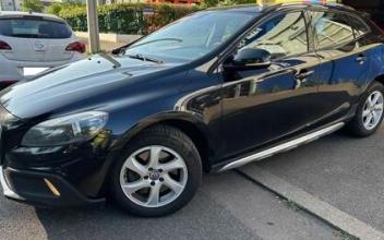 Volvo v40 Vénissieux