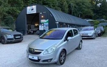 Opel corsa Sathonay-Camp