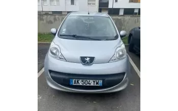 Peugeot 107 Stains
