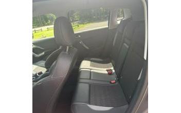 Peugeot 2008 Saint-Denis