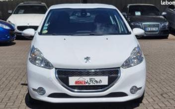 Voiture occasion Peugeot 208 Geispolsheim