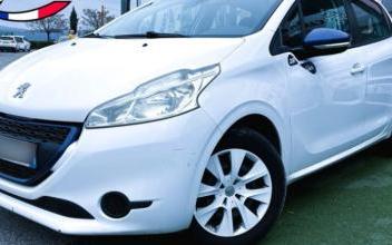 Peugeot 208 Saint-Maximin-la-Sainte-Baume