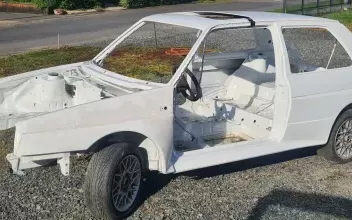 Volkswagen Golf Le-Mayet-de-Montagne