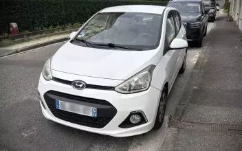 Hyundai i10 Bordeaux