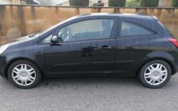 Opel corsa Caluire-et-Cuire