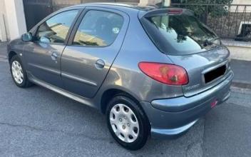 Peugeot 206 Les-Pavillons-sous-Bois