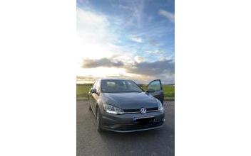 Volkswagen golf Paris