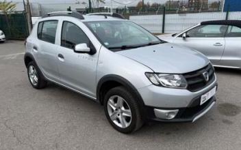 Dacia sandero La-Courneuve