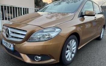 Mercedes classe b Poissy