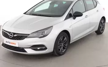 Opel Astra Issy-les-Moulineaux