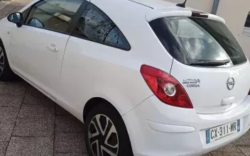 Opel Corsa Saint-Vallier