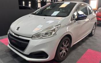 Peugeot 208 Saint-Laurent-du-Var